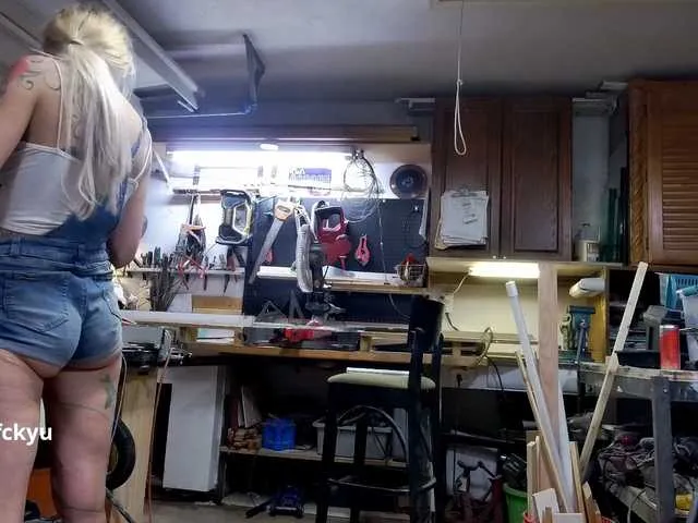 Live sex webcam photo for 1800fckyu #277573101