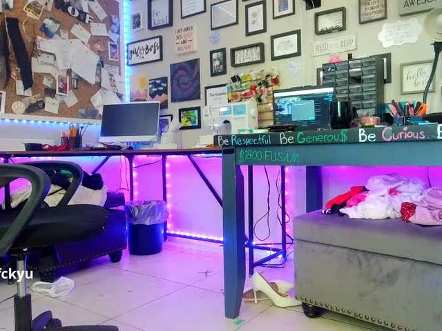 Live sex webcam photo for 1800fckyu #277704021