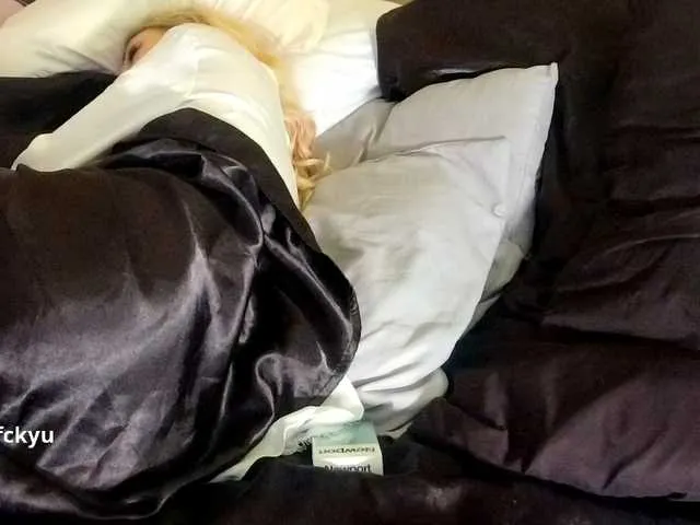 Live sex webcam photo for 1800fckyu #277710965