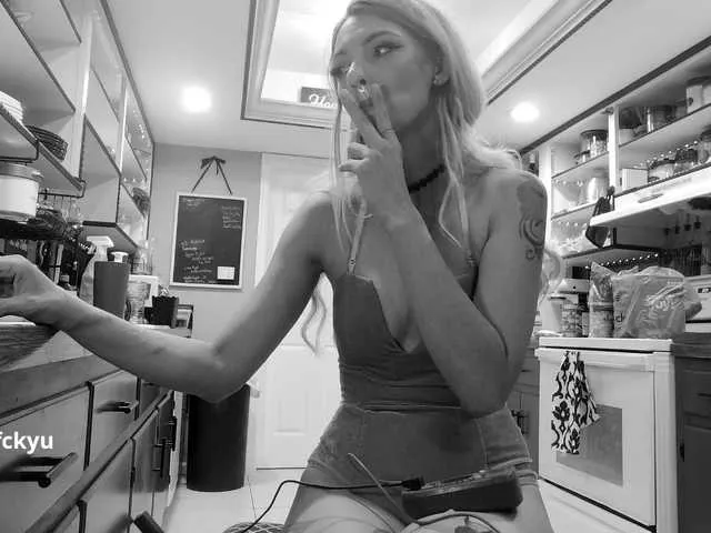 Live sex webcam photo for 1800fckyu #277714502