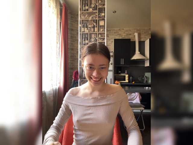 Live sex webcam photo for 18YoungPussy18 #294116966