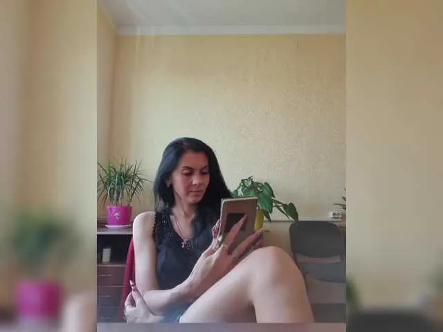 Live sex webcam photo for 1Glorya1 #291223800