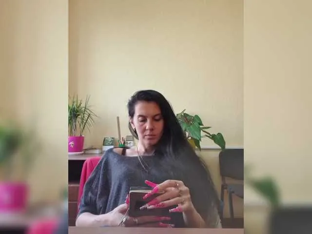 Live sex webcam photo for 1Glorya1 #291291417