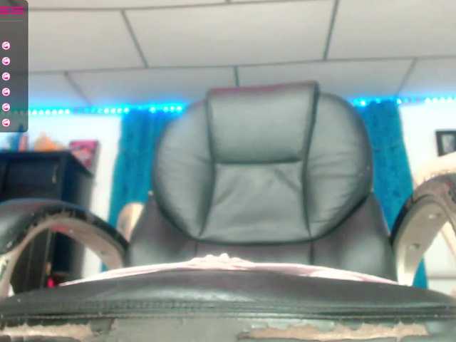 Live sex webcam photo for 1Hermaprodite #273489831