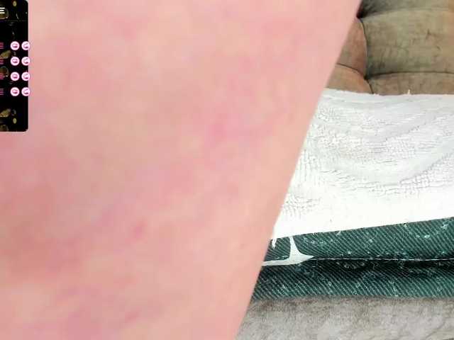 Live sex webcam photo for 1Hermaprodite #276345533