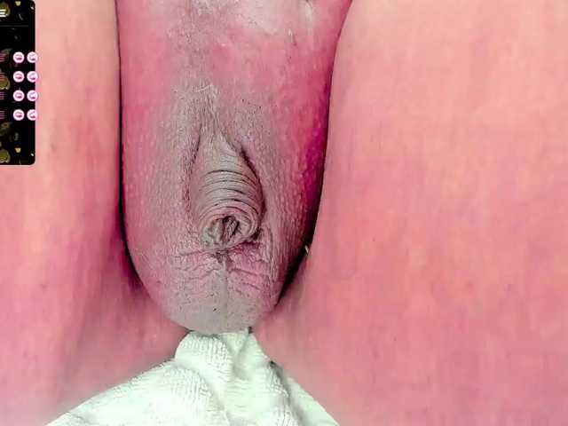 Live sex webcam photo for 1Hermaprodite #276499403