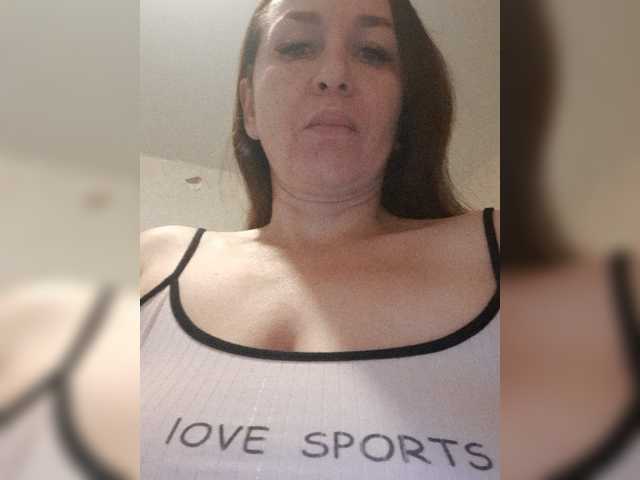 Live sex webcam photo for 1MINA #275564724