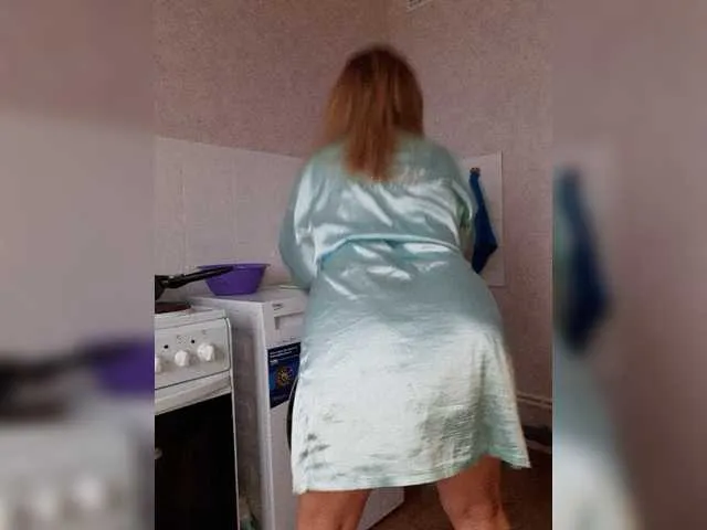 Live sex webcam photo for 1MINA #276898080