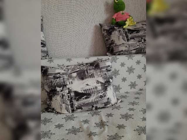 Live sex webcam photo for 1MINA #277791245