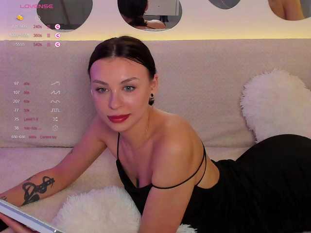 Live sex webcam photo for 1Nasty #277677213