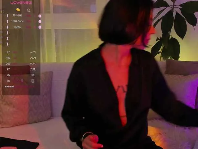 Live sex webcam photo for 1Nasty #278015307