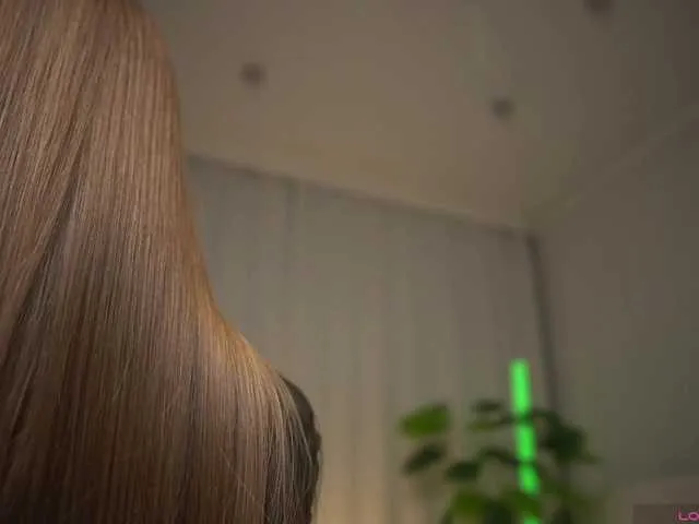 Live sex webcam photo for 1Orgasm1 #292207200