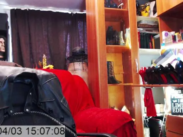 Live sex webcam photo for 1imperatriza #272962314