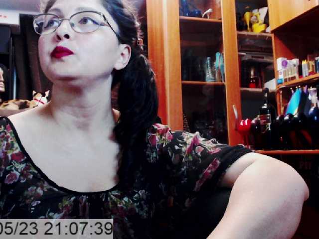 Live sex webcam photo for 1imperatriza #273505366