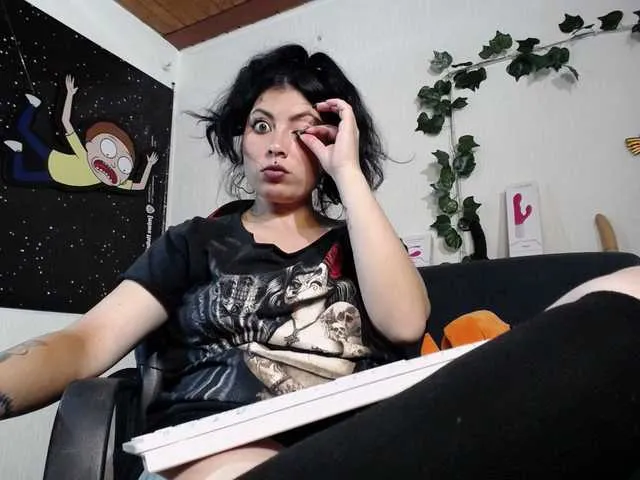 Live sex webcam photo for 1lilith #278021630