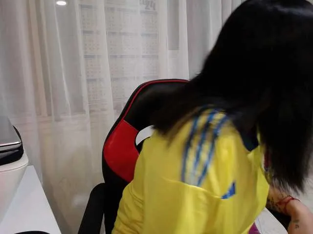 Live sex webcam photo for 1lilith #278277216