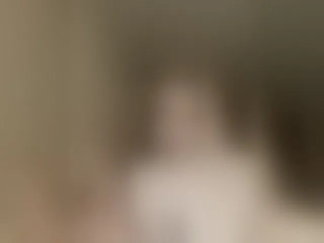 Live sex webcam photo for 1ouise #273081152