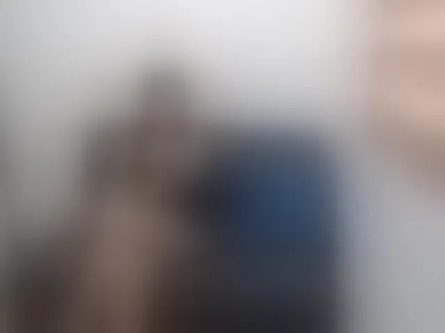 Live sex webcam photo for 1sweetasian #293958179