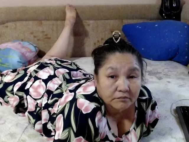 Live sex webcam photo for 2Milf45 #291016659
