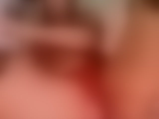 Live sex webcam photo for 2bigass4u #293978467