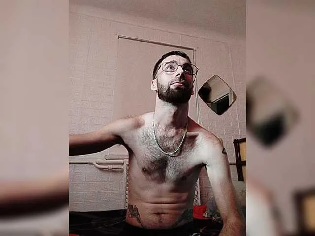 Live sex webcam photo for 2guys #277398979