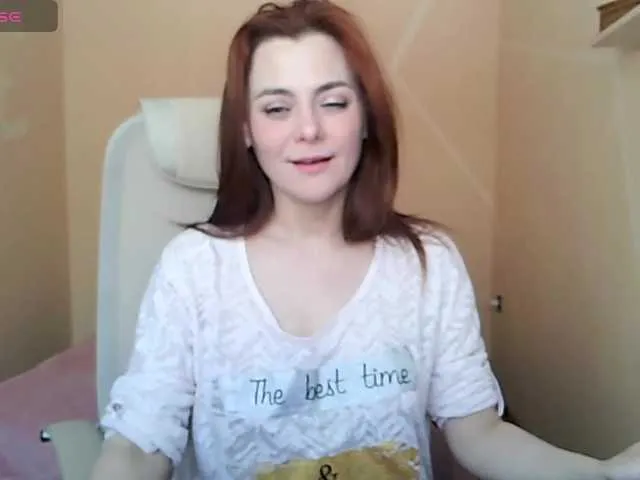 Live sex webcam photo for 33TOKYO33 #277905394