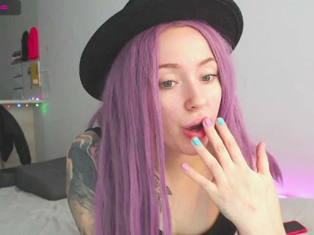Live sex webcam photo for 404hotfound #272930360