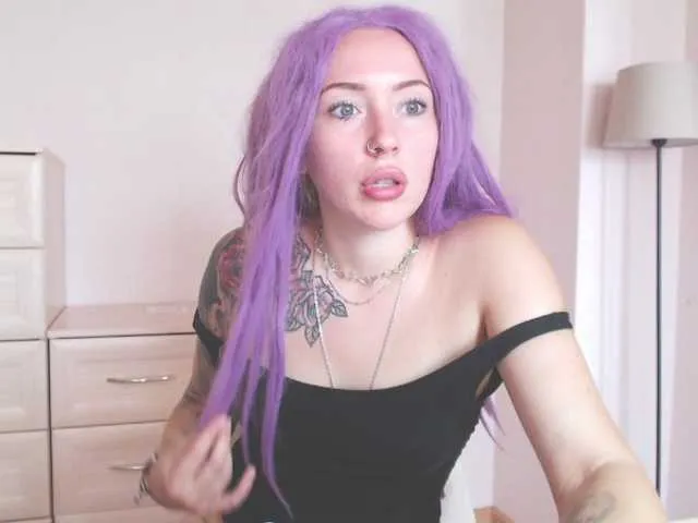 Live sex webcam photo for 404hotfound #274018239