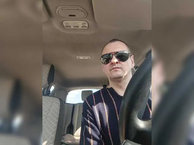 Live sex webcam photo for 4elchel #290882843