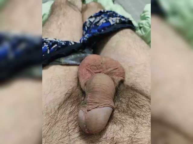 Live sex webcam photo for 4leno4ek69 #292203360