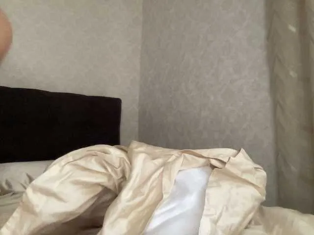 Live sex webcam photo for 669Aleksa669 #274007338