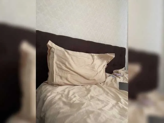 Live sex webcam photo for 669Aleksa669 #274600163
