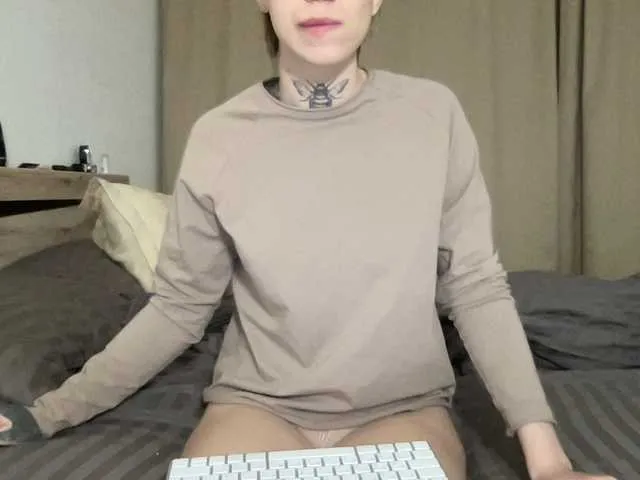 Live sex webcam photo for 669Aleksa669 #276123680