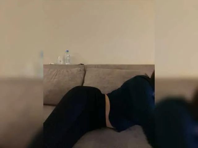 Live sex webcam photo for 669Aleksa669 #276874533