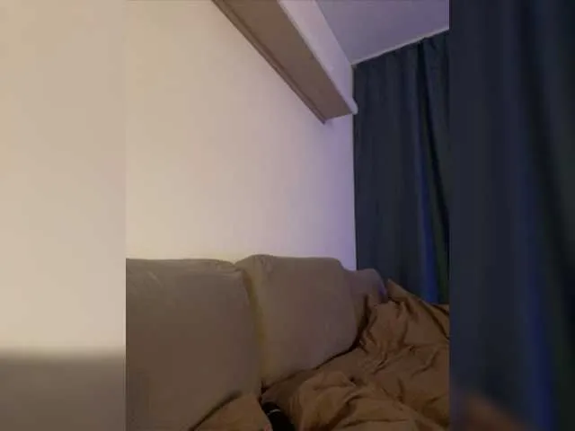 Live sex webcam photo for 669Aleksa669 #277212667