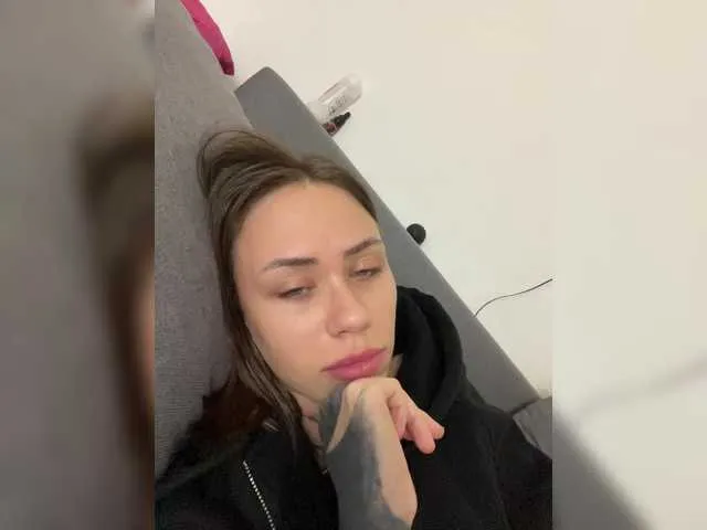 Live sex webcam photo for 669Aleksa669 #290598480