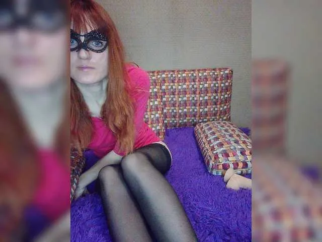 Live sex webcam photo for 69Foxx69 #271755037