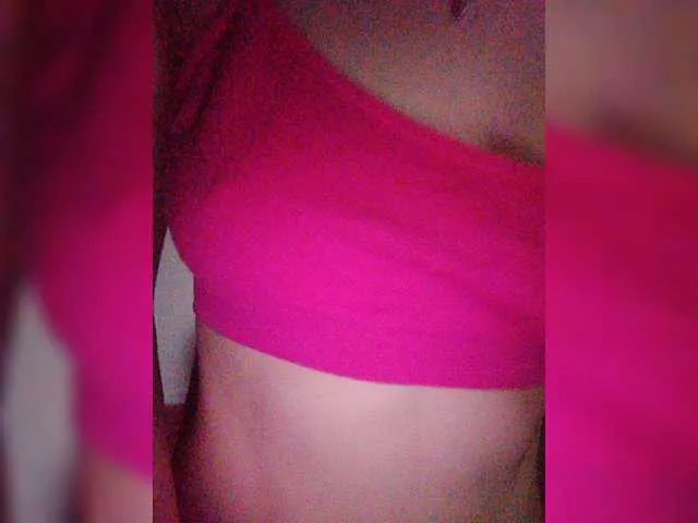 Live sex webcam photo for 69Foxx69 #272434119