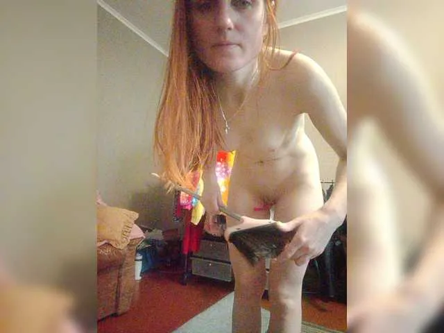 Live sex webcam photo for 69Foxx69 #272561348