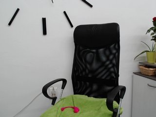 Live sex webcam photo for 69KatyMilf #188616154