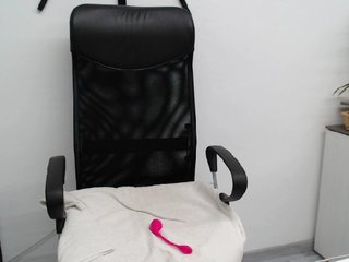 Live sex webcam photo for 69KatyMilf #188865083