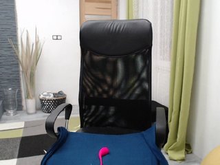 Live sex webcam photo for 69KatyMilf #193435216