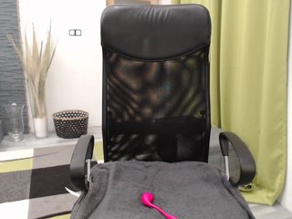 Live sex webcam photo for 69KatyMilf #194259260