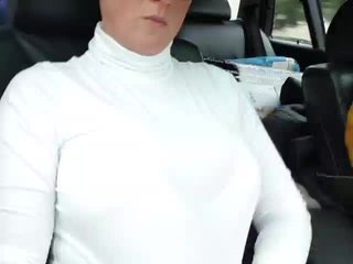 Live sex webcam photo for 69KatyMilf #195297451