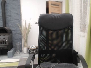 Live sex webcam photo for 69KatyMilf #196585961