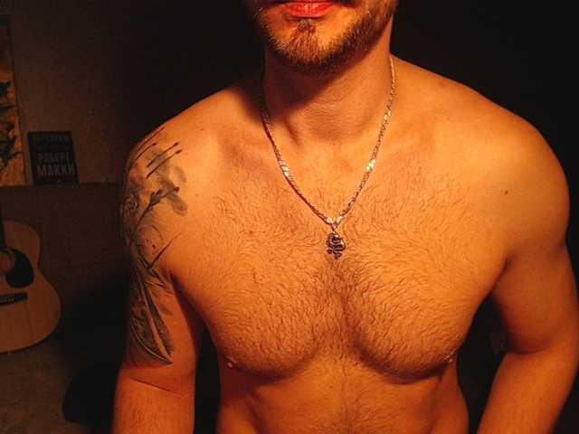 Live sex webcam photo for 69LeVeL69 #291028153