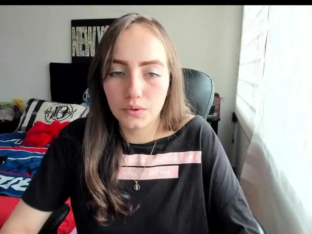 Live sex webcam photo for 777-babygirl #273616034