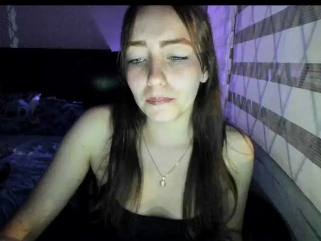 Live sex webcam photo for 777-babygirl #273641104