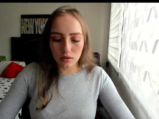 Live sex webcam photo for 777-babygirl #273732767