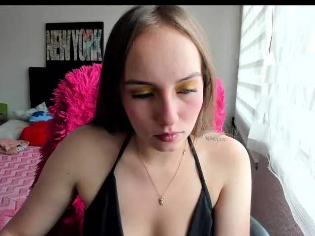 Live sex webcam photo for 777-babygirl #273838480